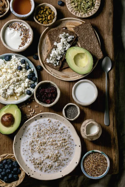 Healthy breakfast variety — Stock Photo, Image