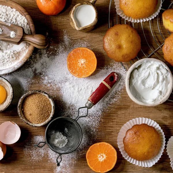 Homemade Citrus Oranges Clementines Sweet Muffins Cakes Flour Ingredients Wooden — Stok fotoğraf