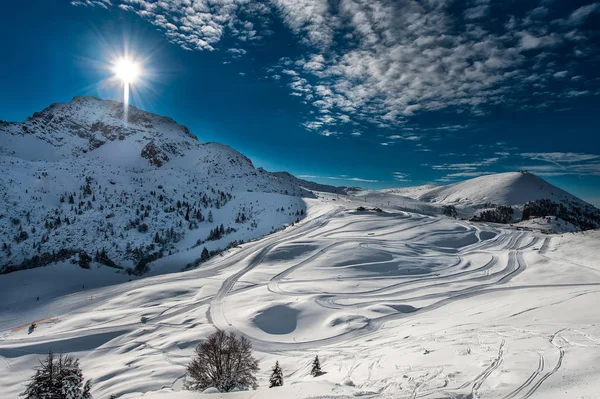 Skilanglauf in den italienischen Alpen — Stockfoto