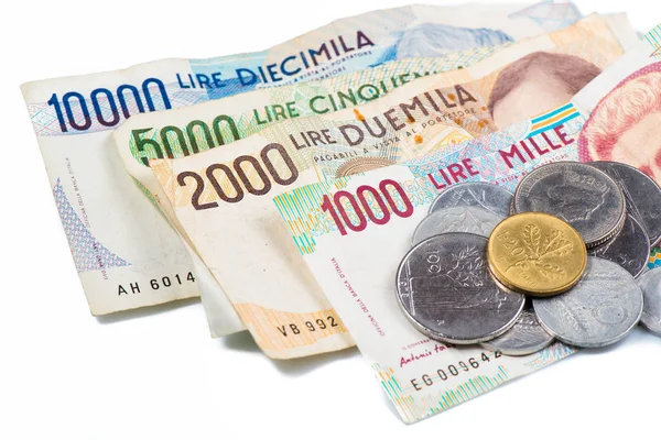 Банкноты из Италии. Итальянские лиры и монеты — стоковое фото