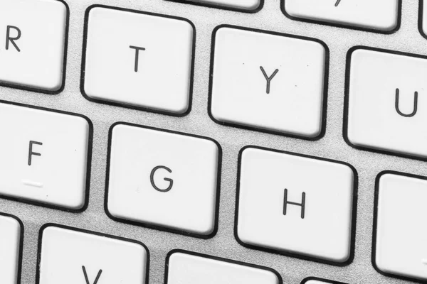 コンピュータの白いキーボード領域のクローズアップ — ストック写真