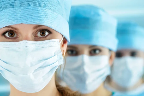 Close up portrait of young female surgeon doctor — Stock Photo, Image