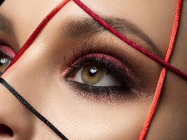 Closeup moda portre genç kadın