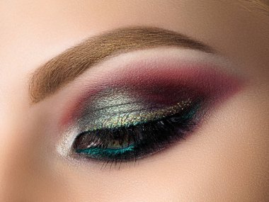 Güzel kadın göz moda makyaj ile closeup