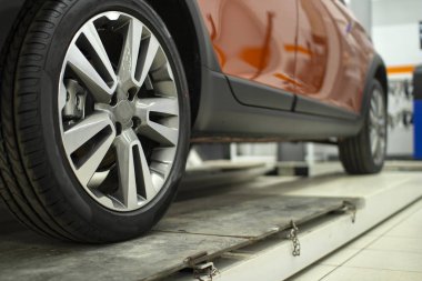 Cars in the service station. Maintenance of the car .