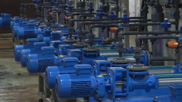 The engine room at the treatment facilities .Equipment inside the industrial premises . — Stock Video