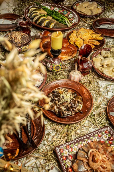 Doze Pratos Sem Carne Ucrânia Bielorrússia Polônia Deliciosa Mesa Jantar — Fotografia de Stock