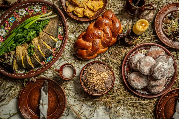 Doce Platos Sin Carne Ucrania Bielorrusia Polonia Deliciosa Mesa Temática —  Fotos de Stock
