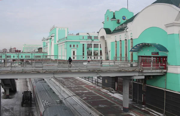 Ρωσία, Novosibirsk, 23.02.2019: σιδηροδρομικός σταθμός για ηλεκτρικό tr — Φωτογραφία Αρχείου