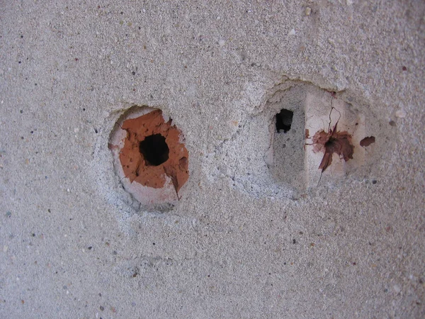 Dziury Betonowej Cegle Dziury Kulach — Zdjęcie stockowe