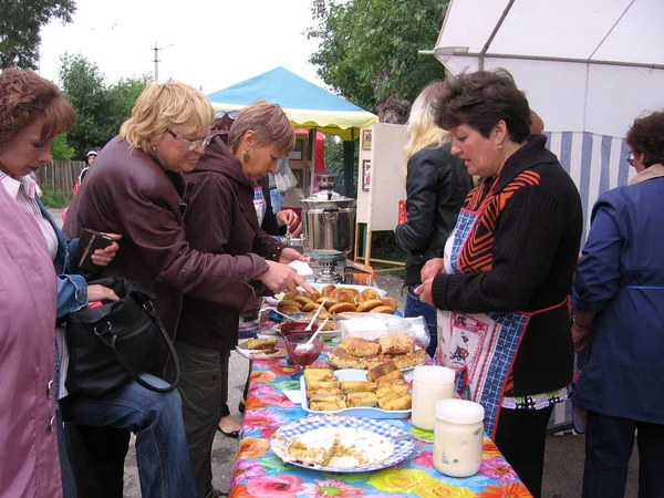 Russland Nowosibirsk 1980 Streetfood Handel Auf Dem Markt Faire Käuferinnen — Stockfoto