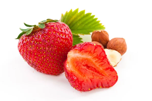 güzel lezzetli çilek Kuruyemiş ile