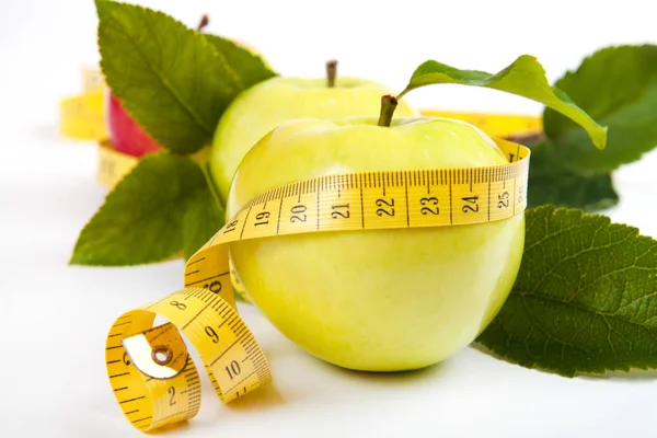 elma yaprak ve üzerinde beyaz izole bant ile