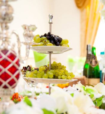 yeşil ve mavi üzüm Restoran düğün tablo