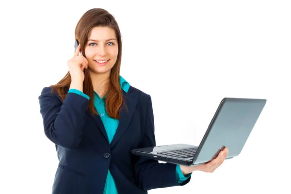 Retrato de una joven mujer de negocios feliz con un ordenador portátil y móvil —  Fotos de Stock