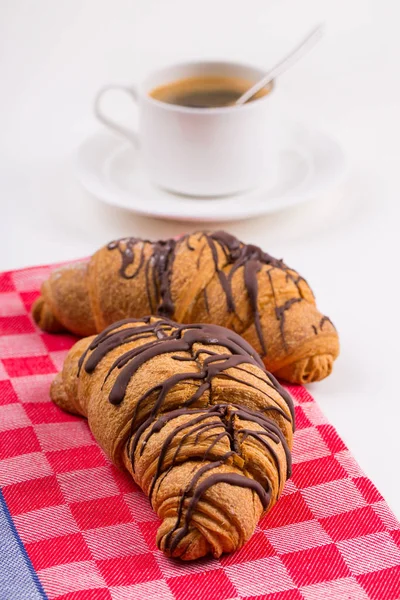 Petit Déjeuner Avec Tasse Café Croissants Sur Nappe Isolée Sur — Photo