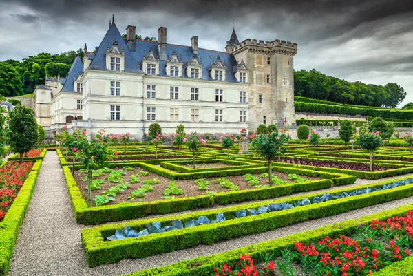 Incrível castelo famoso de Villandry, Loire Valley, França, Europa — Fotografia de Stock