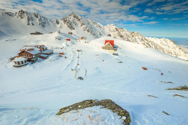 Prachtige winterlandschap met bevroren Balea meer, Transsylvanië, Roemenië, Europa — Stockfoto