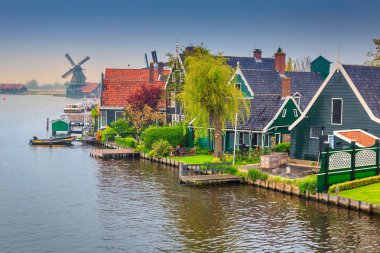 Muhteşem turistik köy Zaanse Schans'a, Amsterdam, Hollanda, Europe yakınındaki