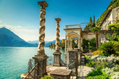 Akdeniz çiçek ve arka plan, Como Gölü, Varenna Monastero villada