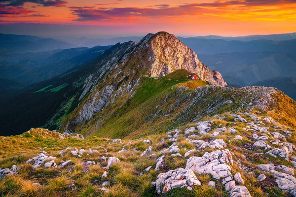 Admirable Montaña Camping Salvaje Majestuoso Atardecer Popular Ubicación Senderismo Con — Foto de Stock