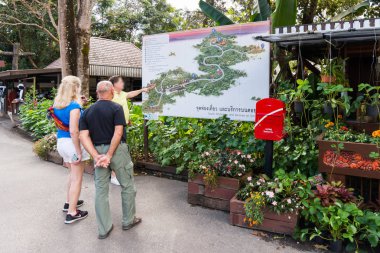 Mae SK Luang, Tayland - 13 Ocak 2017: Turist bilgi c