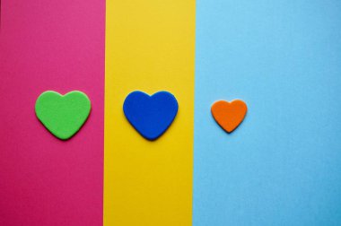 Renkli bir kalp, seni seviyorum, renkler ve renkler