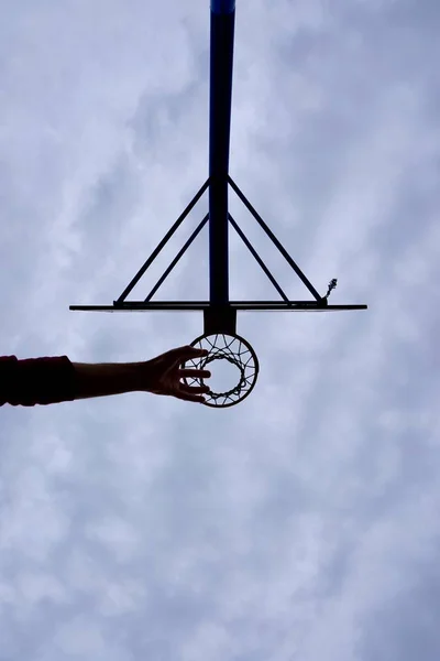 Basket Cerceau Silhouette Ciel Bleu Dans Rue Bilbao Espagne — Photo