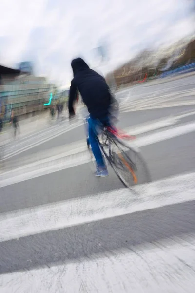 ビルバオ市内の自転車輸送方法 — ストック写真