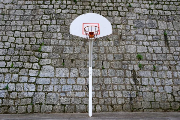 Καλάθι Δρόμου Στην Πόλη Μπιλμπάο Ισπανία Γήπεδο Μπάσκετ — Φωτογραφία Αρχείου