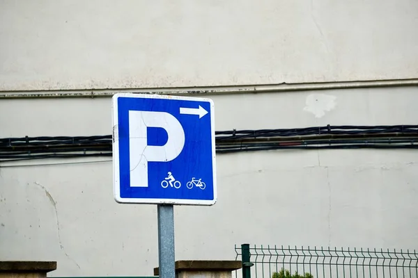 Σήμα Κυκλοφορίας Μοτοσικλέτας Στο Δρόμο Στην Πόλη Μπιλμπάο Της Ισπανίας — Φωτογραφία Αρχείου