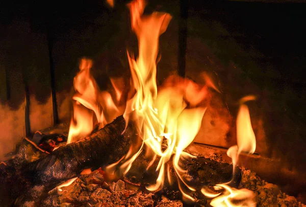 Schöne Weiche Nahaufnahme Eines Gemütlichen Brennenden Kamins — Stockfoto
