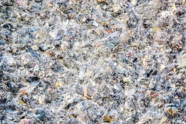 Yüksek çözünürlüklü beton duvar dokusunda bazı çatlaklarla yakın görüntü