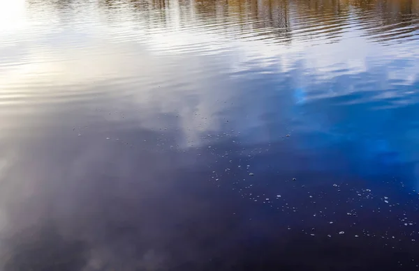 Detailed View Water Surface Reflecting Blue Sky Some Sunlight — 스톡 사진