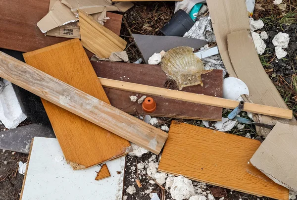 Umweltverschmutzung Einer Straße Gefunden Jemand Seinen Müll Abgeladen Hat — Stockfoto