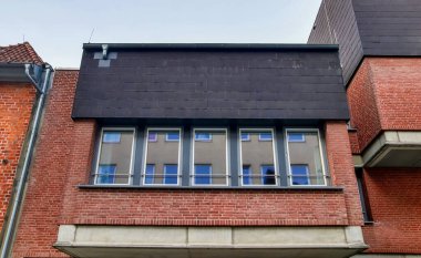 İş kurma cephesine bakış açısını kapat