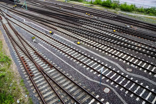 Vários Trilhos Ferroviários Com Junções Uma Estação Ferroviária Uma Perspectiva — Fotografia de Stock