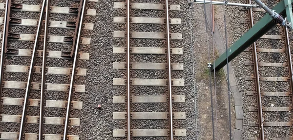 Vícenásobné Železniční Tratě Křižovatkami Železniční Stanici Perspektivním Pohledu — Stock fotografie