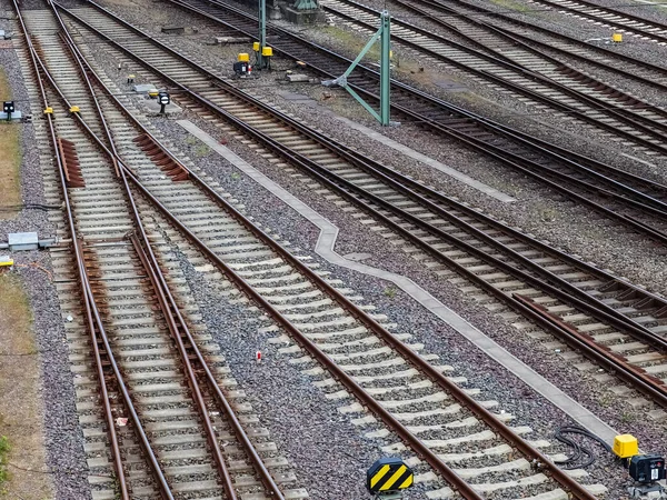 Flera Järnvägsspår Med Korsningar Vid Järnvägsstation Ett Perspektiv — Stockfoto