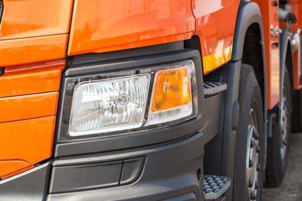 Detail Truck Fragment Large Commercial Semi Truck Modern Design Headlights — Stock Photo, Image