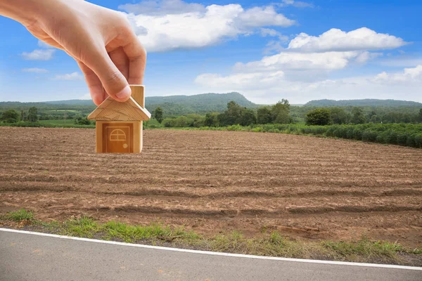 Símbolo Casa Con Pin Ubicación Tierra Vacía Recuperación Pantano Agrietado — Foto de Stock