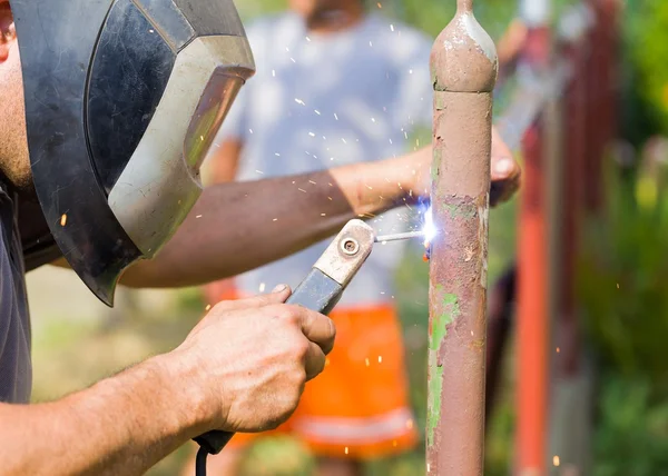 Uygun el ile çalışma