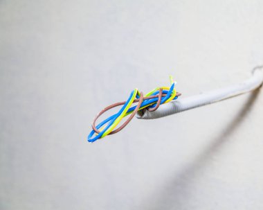 Sabit elektrik telleri