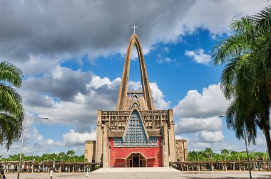 Higuey, Dominik Cumhuriyeti 4 Nisan 2015 Altagracia Basilica Katedrali Hanımefendisi Tapınağı Nuestra de la Altagracia