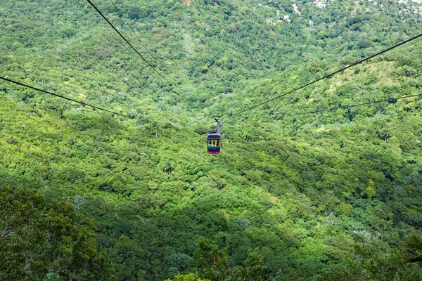 Puerto Plata, Dominican Republic - 03.10.2013: Arial view of Puerto Platas famous cable car. — 스톡 사진