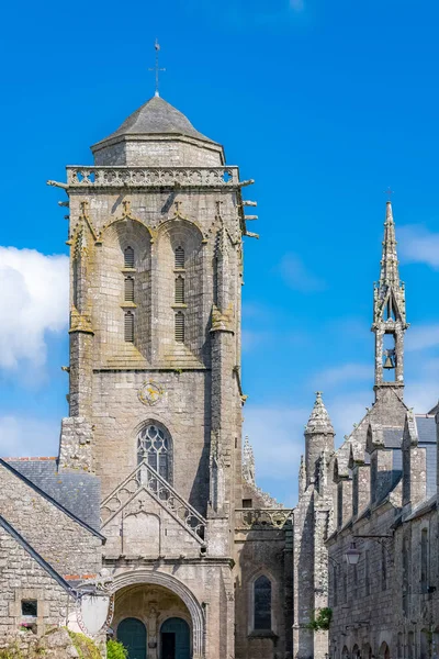 Locronan Den Antika Kyrkan Vacker Fransk Stad Bretagne — Stockfoto