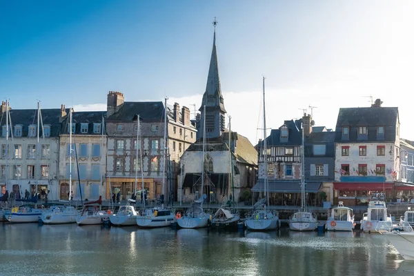 Honfleur Normandie Port Avec Des Bateaux Des Maisons Anciennes — Photo