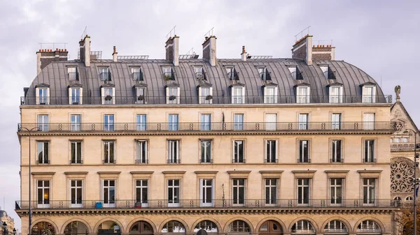 Париж Типовий Будинок Паризький Фасад Вікна Вулиці Ріволі — стокове фото