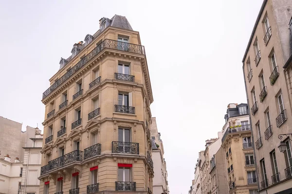 Parijs Typisch Gebouw Parijse Gevel Ramen Rue Temple — Stockfoto