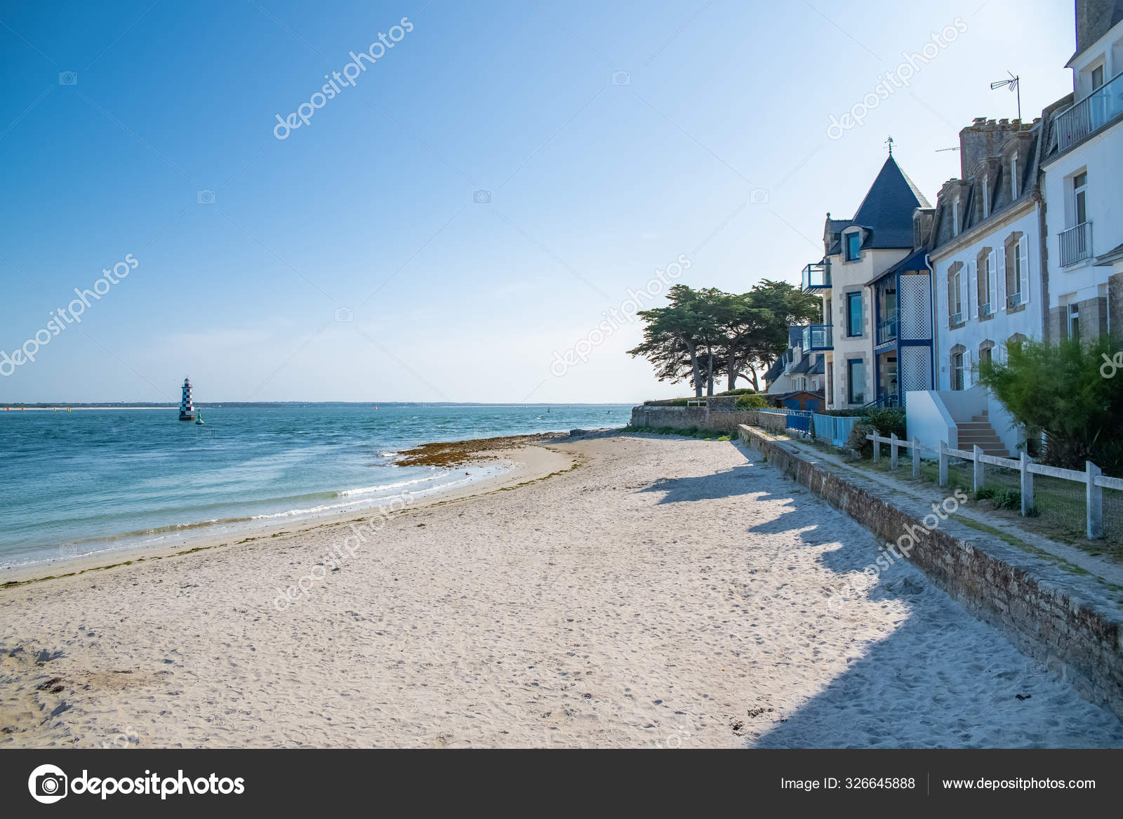 Localisation Bretagne Plage Francaise Maisons Typiques Photo De Stock Gratuite C Pascalegueret
